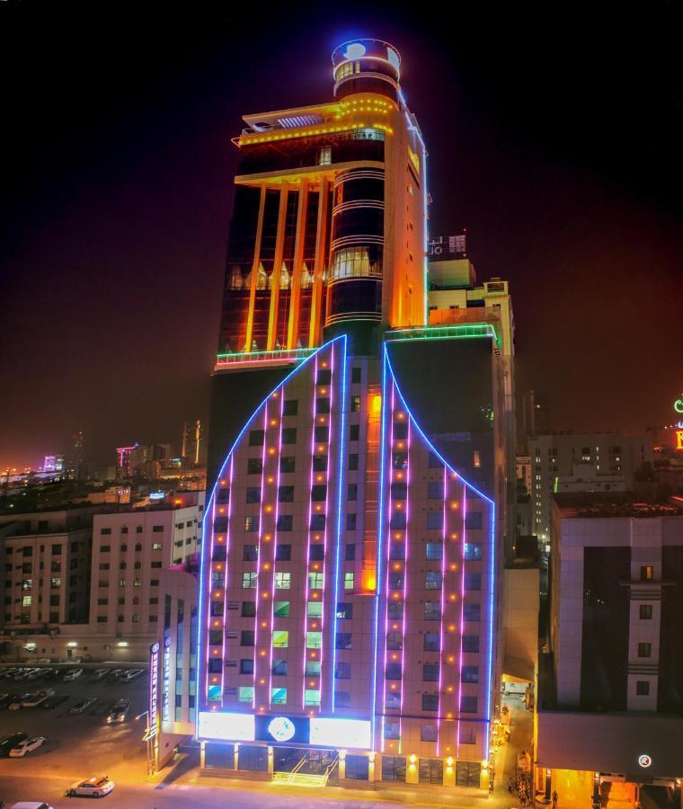 Frsan Palace Hotel Manama Exterior photo